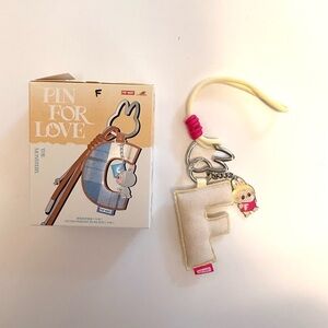 🟥 LABUBU “Pin For Love PENDANT” 💛Letter “F”🩷Guaranteed 🆕Opened Box 🟥POP MART🟥